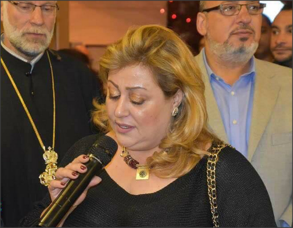 نفاع ترعى إضاءة شجرة الميلاد وافتتاح