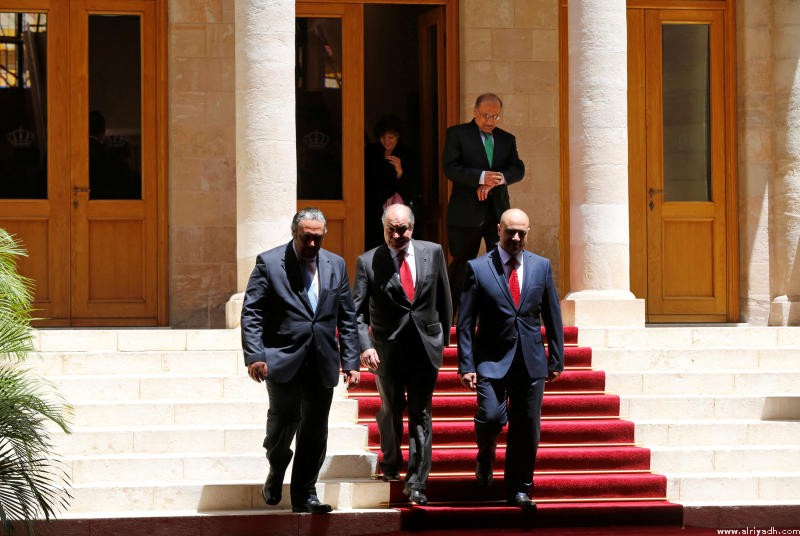 حكومة الملقي في الديوان الملكي.. الآن