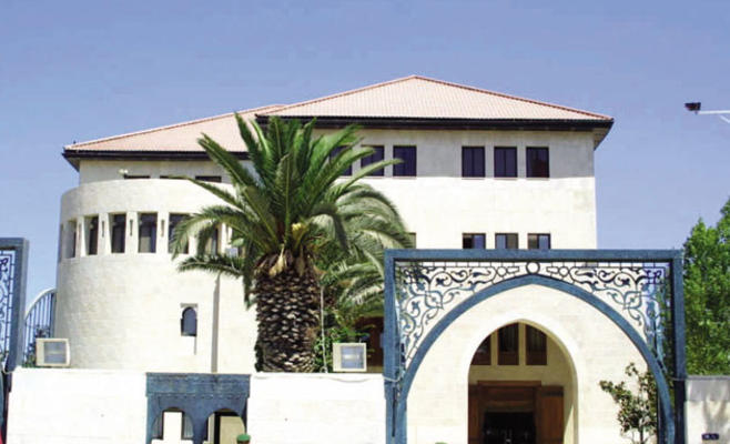 شركات الحج والعمرة تعتصم أمام وزارة