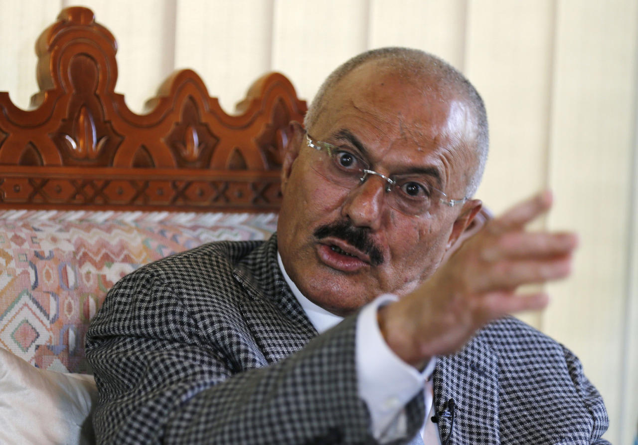 الحوثيون: رصدنا رسائل بين صالح والأردن