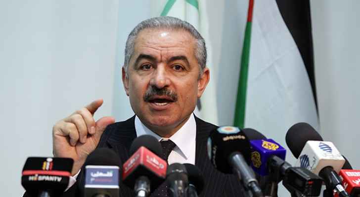 اشتية: السلطة تنسق مع الأردن للضغط