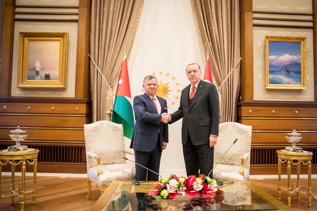 الملك وأردوغان يعقدان جلسة مباحثات في