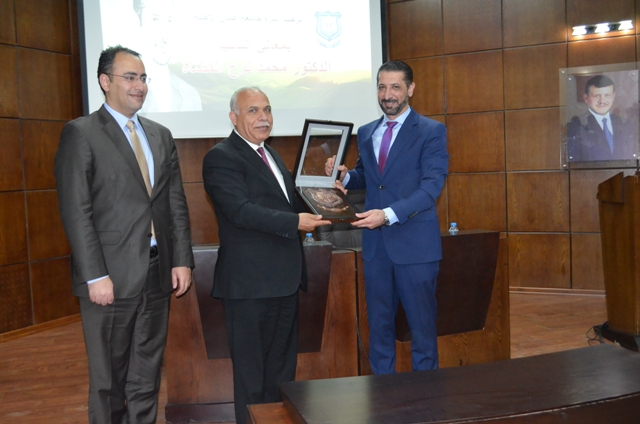 محاضرة للدكتور محمد نوح القضاة في