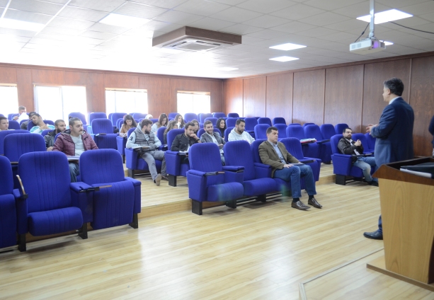 محاضرة لشركة أمنية في جامعة عمان