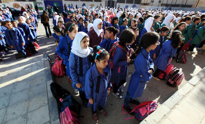 ’التربية‘ تخصص الطابور الصباحي والحصة الأولى