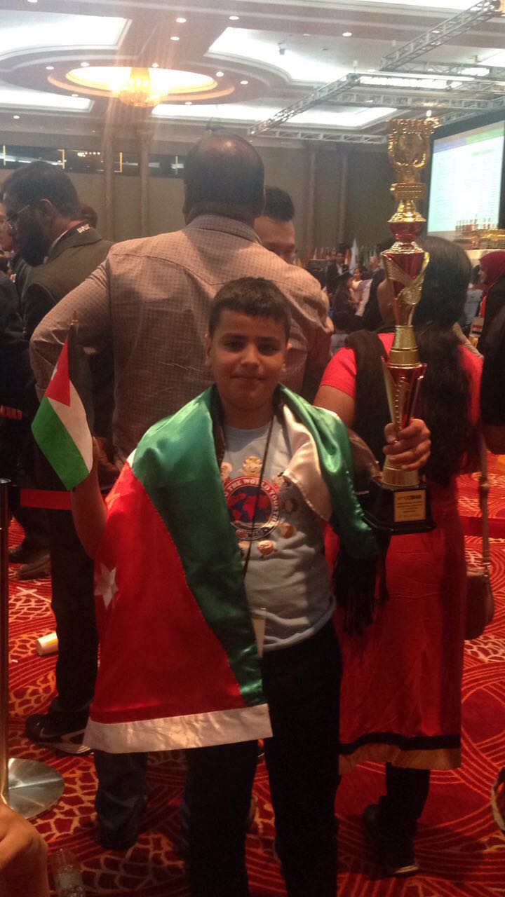 المعايعه يحصد المركز الأول في مسابقه