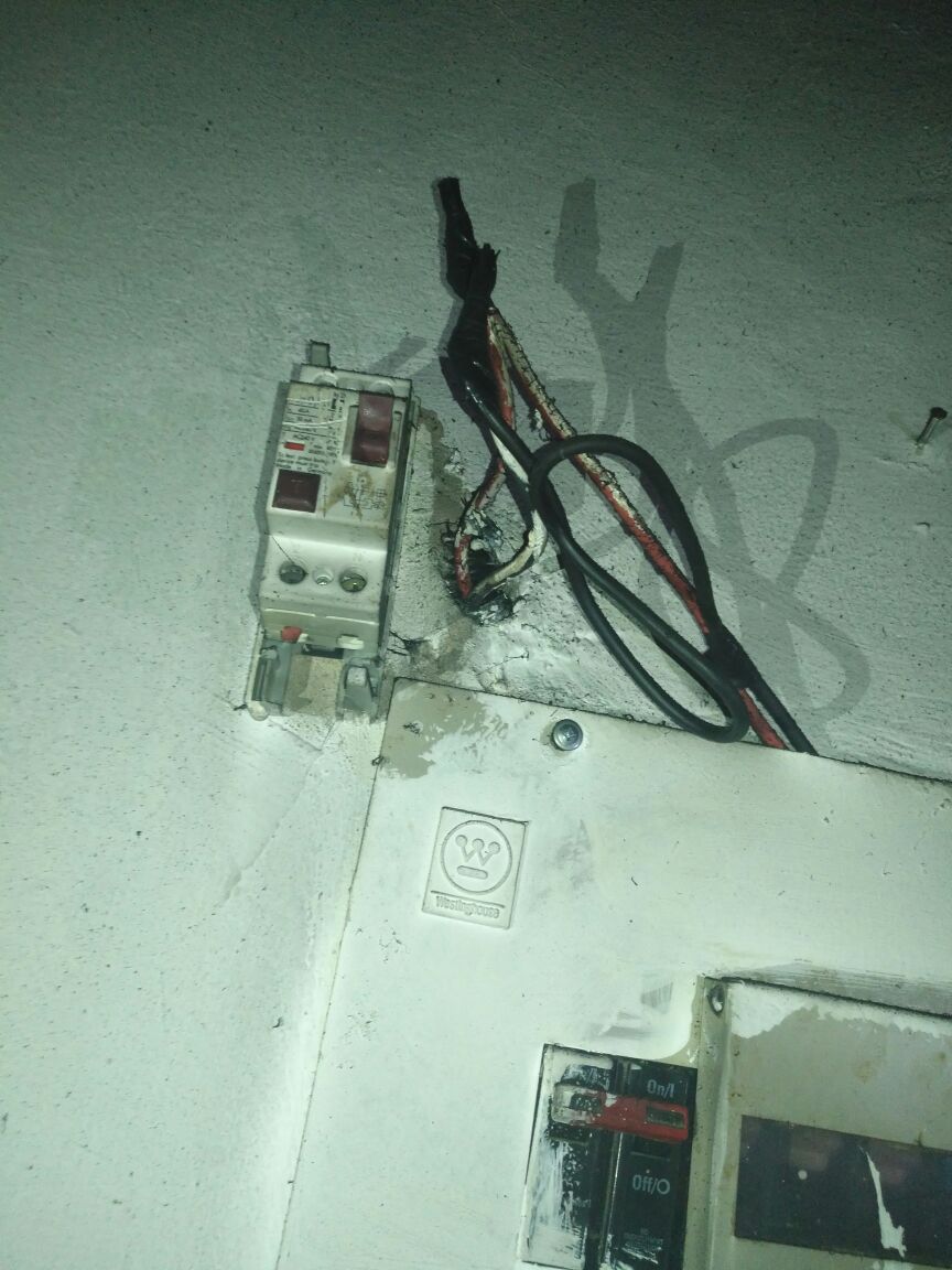 حريق ياتي على أثاث شقة بمرج