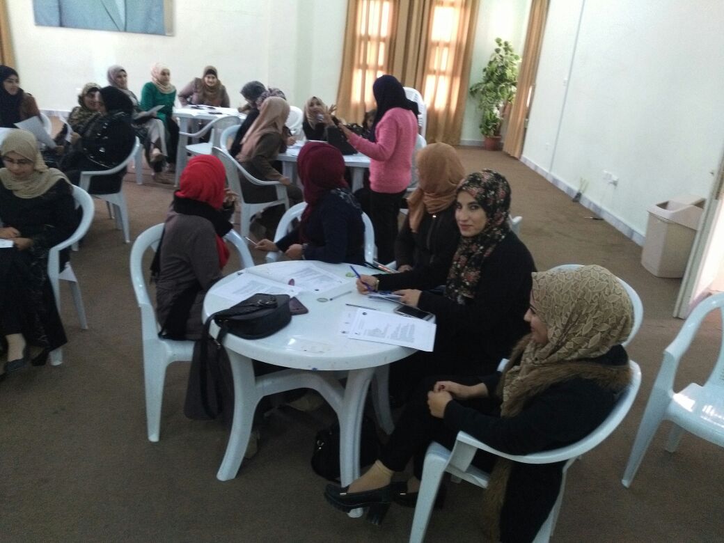 استمرار المرحلة الثانية من دورات اللغة