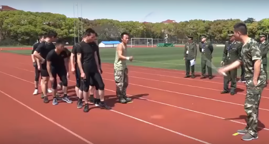 بالفيديو.. .تدريب لرجال الإطفاء الصينيين يشعل