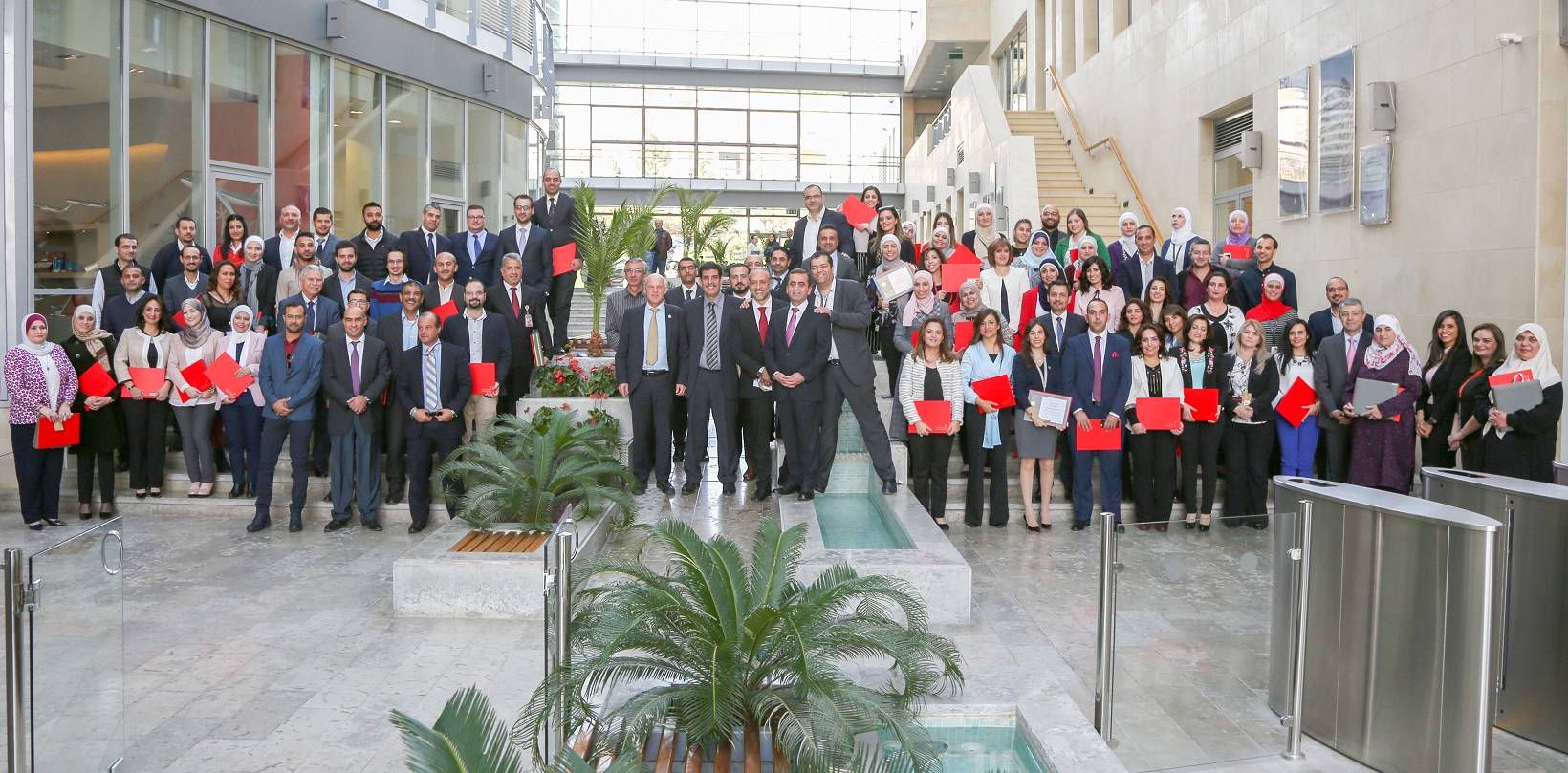 54 عاما على تأسيس الناقل الوطني..