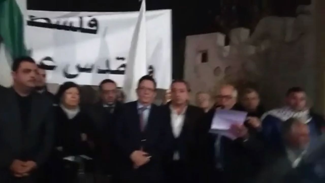 مسيره حاشدة في الفحيص نصرة للقدس