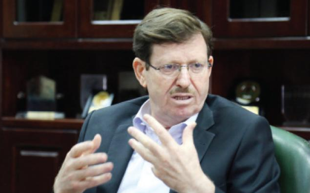 وزير الصحة يؤكد إصابة 6 مواطنين