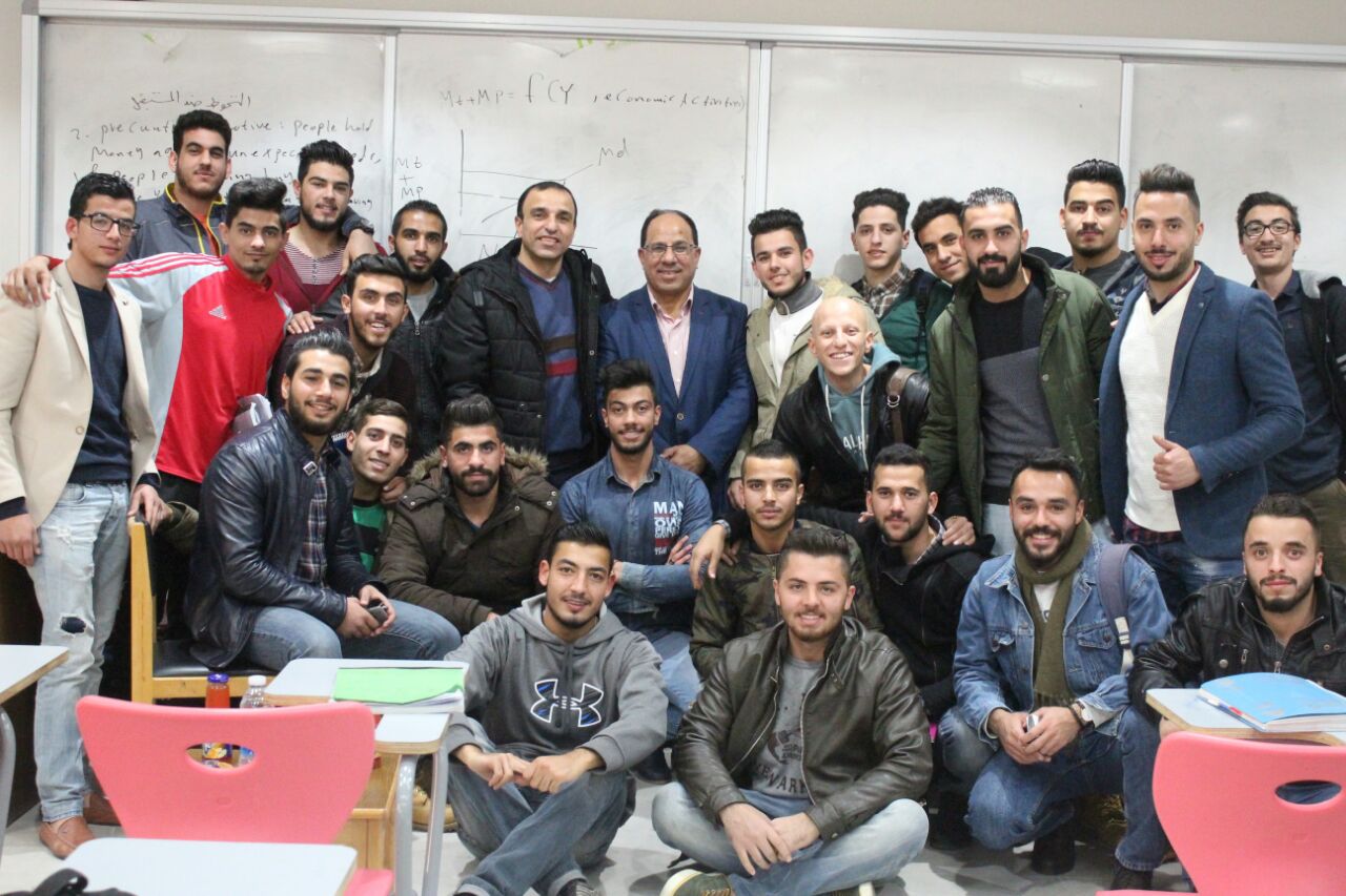 الجامعة الهاشمية تنظم نشاطا حول الاعلام