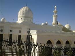 وضع حجر الأساس لمسجد الشريف الحسين