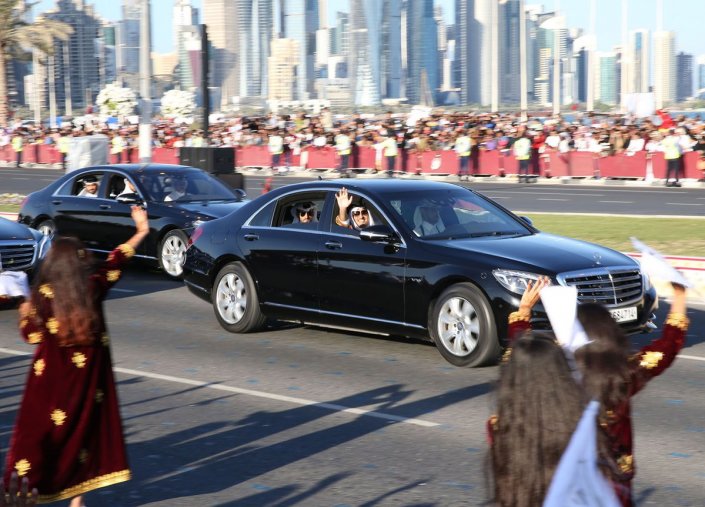 قطر تحتفل باليوم الوطني وتوجه رسائل