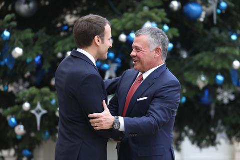 الملك يلتقي الرئيس الفرنسي في «الاليزيه»