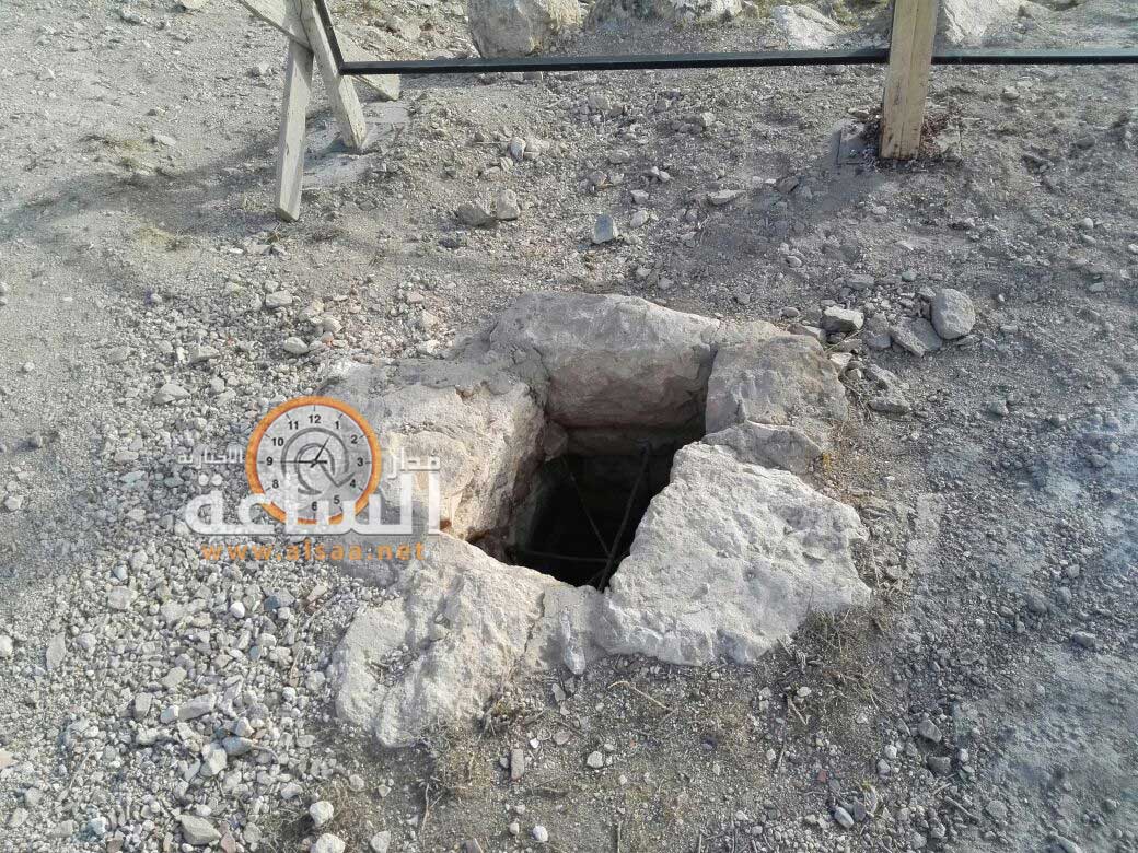 سقوط فتاة في حفرة مكشوفة بساحة