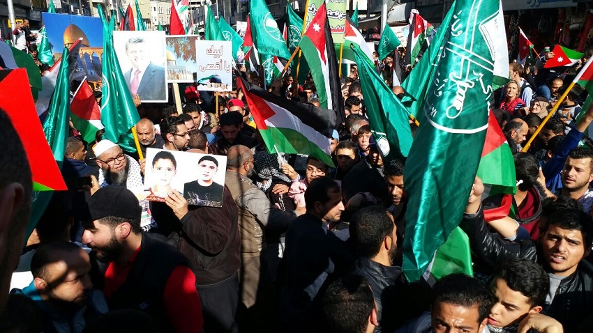 الحركة الإسلامية تحشد لصلاة الجمعة أمام