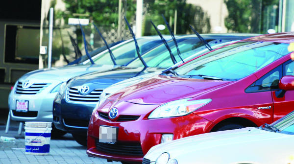 الأردنيون ينهالون على شراء سيارات ’الهايبرد‘