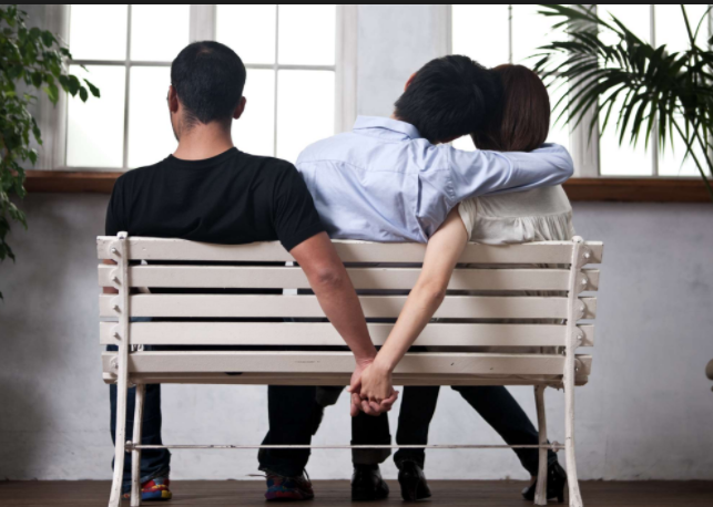 إسرائيلية تخون زوجها مع أردني