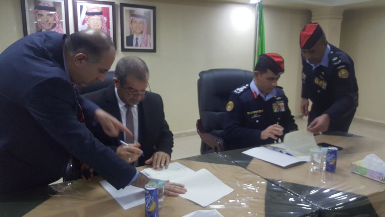 اتفاقية مرافقة أمنية بين بلدية الزرقاء