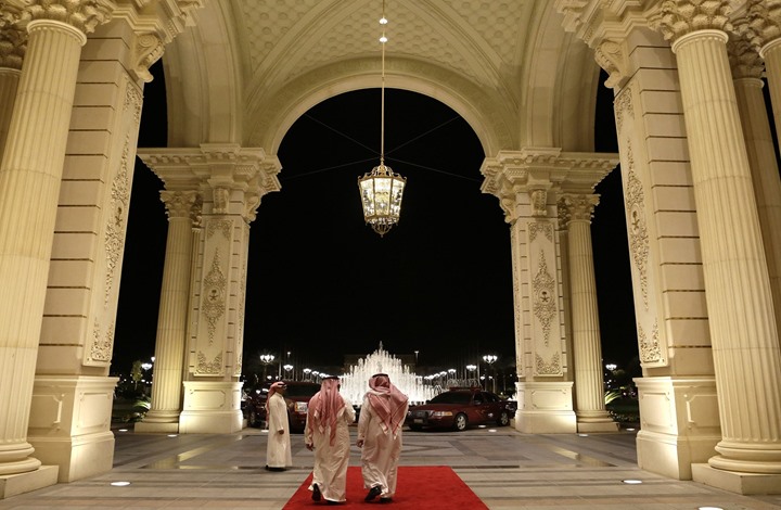 السعودية تفرج عن اثنين من أبناء