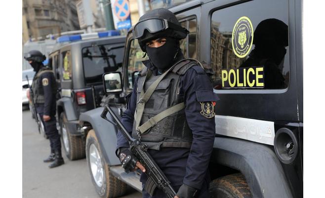 مقتل قبطيين في هجوم مسلح على