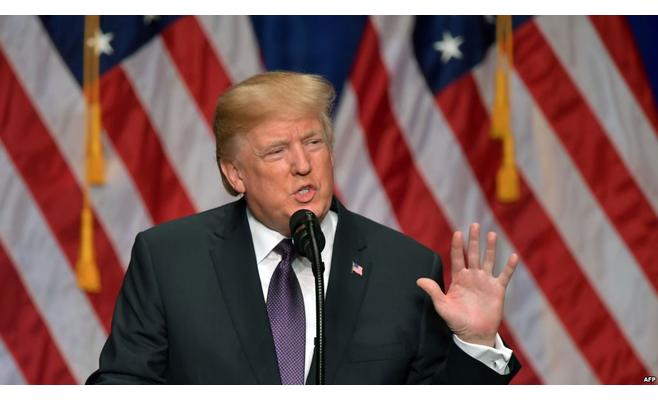 ترامب يندد بالنظام الإيراني ’الوحشي والفاسد‘