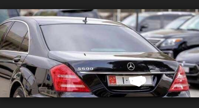 مسؤولون أردنيون لا زالوا يمتلكون سيارات