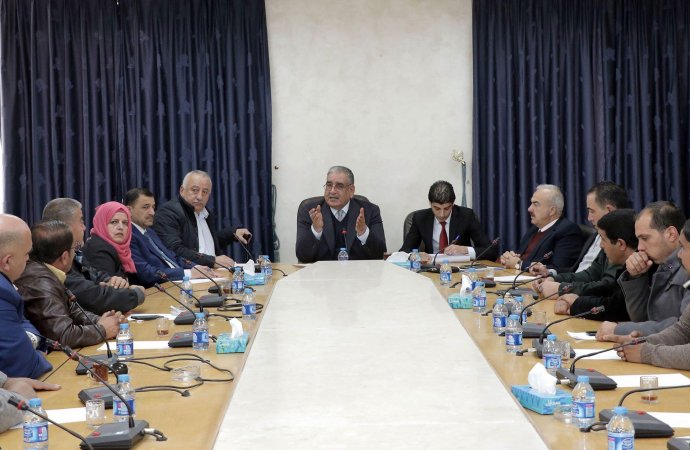 النقل النيابية: اتفاق يقضي بتعليق اعتصام