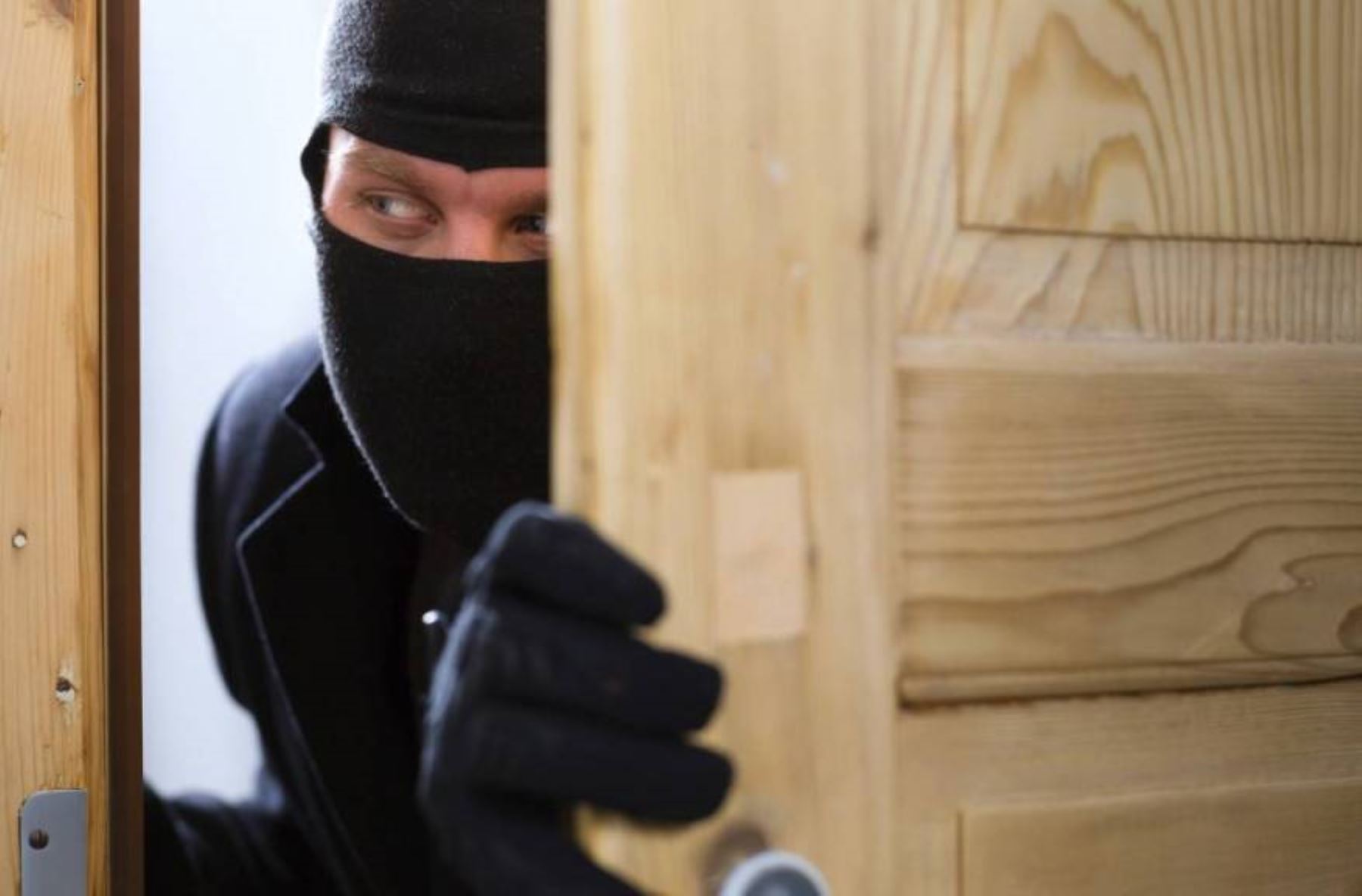 القبض على ’حرامي‘ المنازل في طبربور