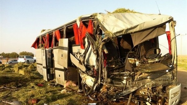 اصابة 24 معتمرا أردنيا بتصادم حافلتين