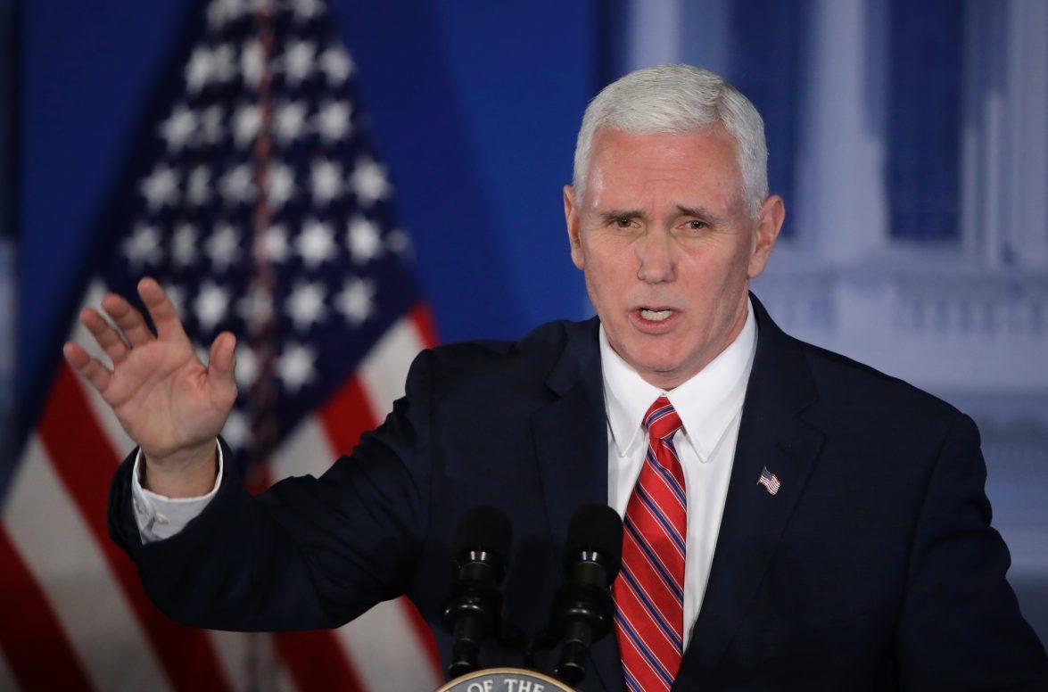 البيت الأبيض: نائب الرئيس الأمريكي بنس
