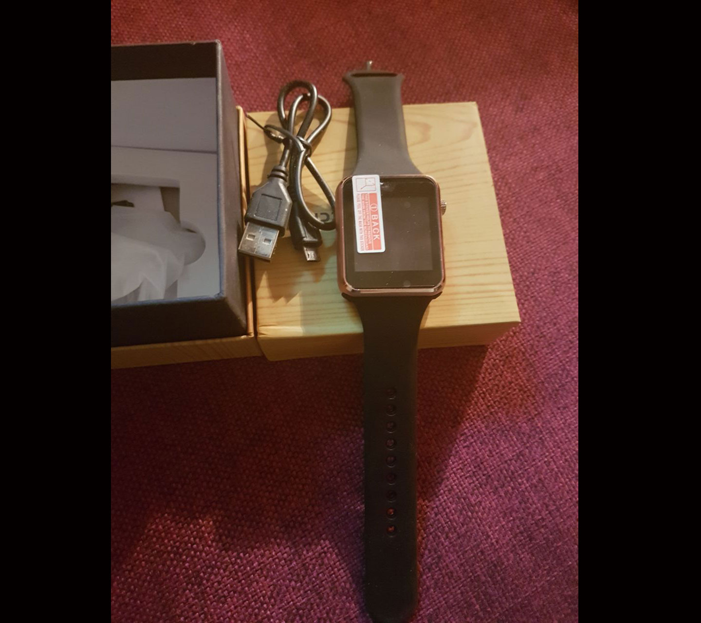 جمرك عمان يحبط تهريب 495 ساعة