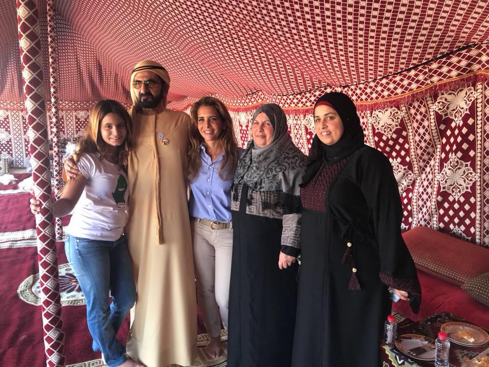 الأميرة هيا تستضيف أم الشهيد الطيار