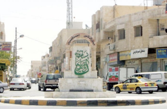 وفد بلدية برشلونة يزور المفرق