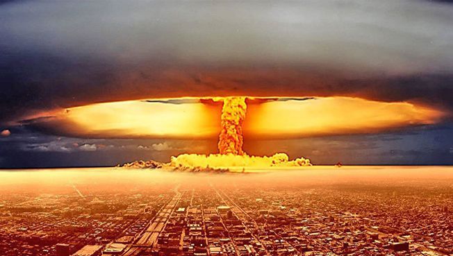 كاتب سعودي يثير جدلا بدعوته إلى