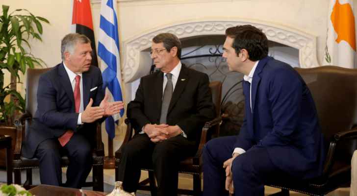 الملك من قبرص: أي قرار أحادي