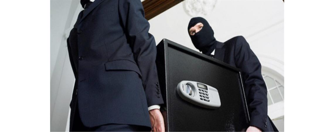 بالفيديو.. سطو مسلح على مصرف لبناني