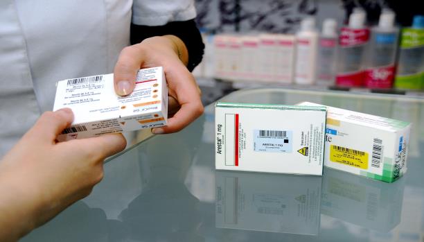 تمديد تطبيق الضريبة الجديدة على الأدوية