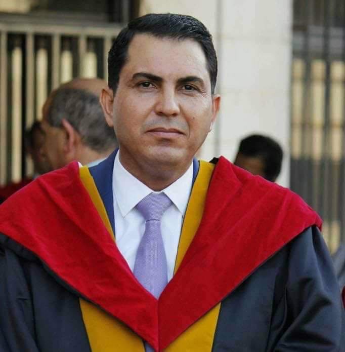 الوظائف القيادية تكليف وليس تشريفا