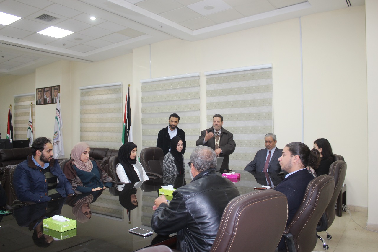 جمعية المركز الإسلامي تطلق مشروع مختبرات