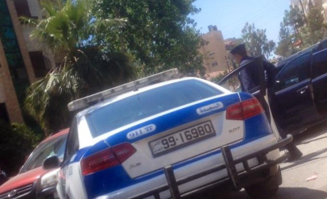 ضبط شابين وفتاة بعد مقاومة الأمن