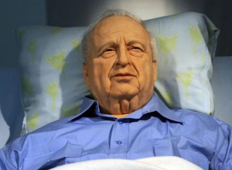 كتاب جديد: شارون خطط لإسقاط طائرة