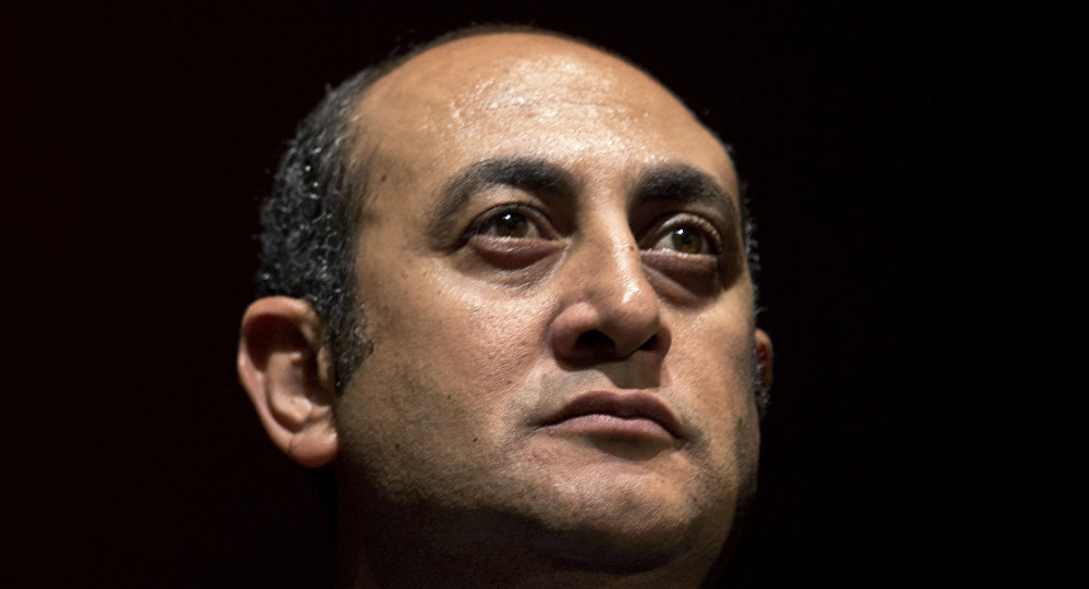 رسميا.. . خالد علي يعلن الانسحاب