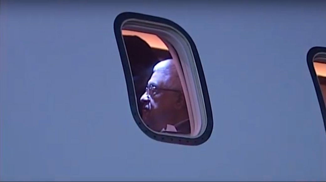 عباس يشتري طائرة خاصة بـ 50