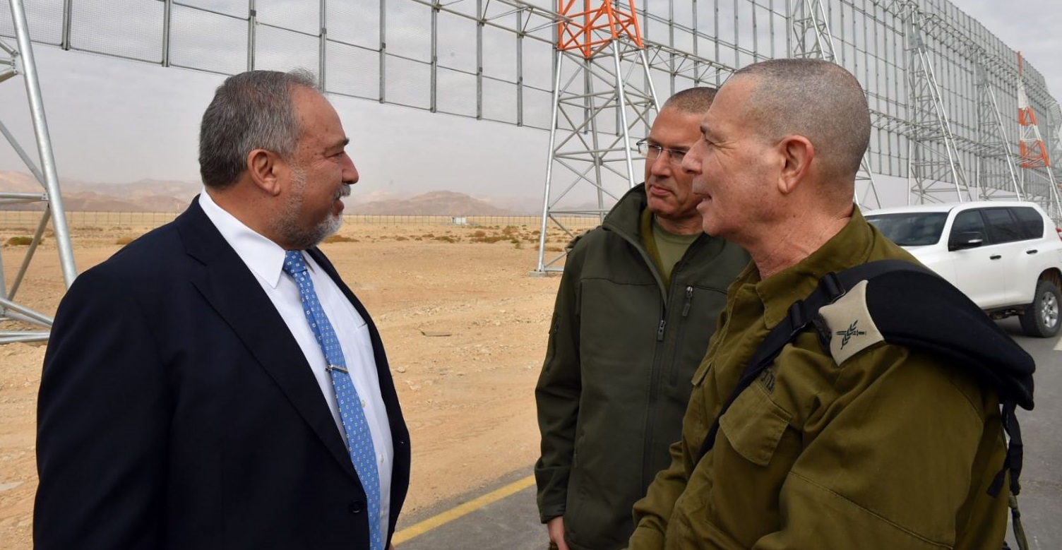 ’إسرائيل‘ تقيم منظومة متطورة لحماية الطائرات