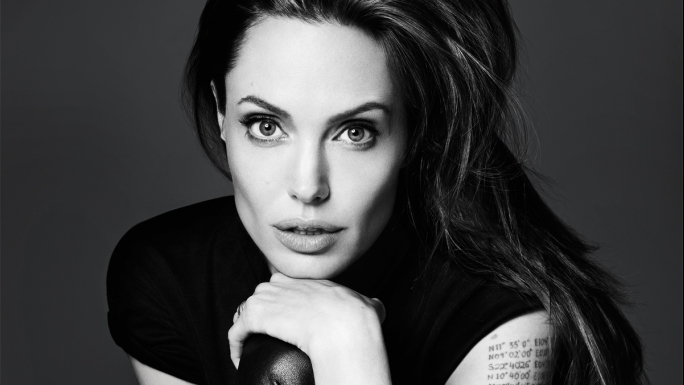 أنجلينا جولي تزور الأردن غدا