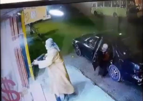 سطو مسلح فاشل في البصرة (فيديو)