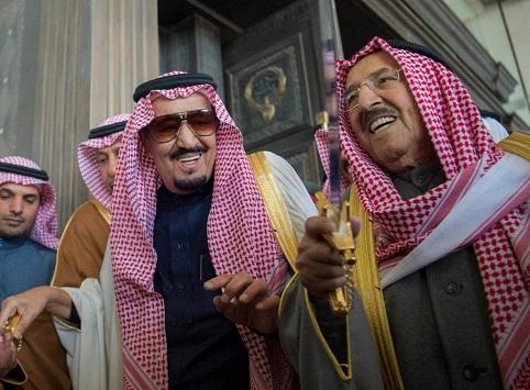 ملك السعودية يدعو أمير الكويت لحضور